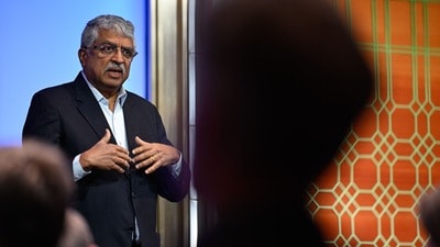 ইনফোসিসের সহ-প্রতিষ্ঠাতা নন্দন নিলেকানির নেতৃত্বে পরীক্ষা সংক্রান্ত টাস্কফোর্স গঠনের ঘোষণা করলেন প্রধানমন্ত্রী নরেন্দ্র মোদী। (ফাইল ছবি, সৌজন্যে ব্লুমবার্গ) ইনফোসিসের সহ-প্রতিষ্ঠাতা নন্দন নিলেকানির নেতৃত্বে পরীক্ষা সংক্রান্ত টাস্কফোর্স গঠনের ঘোষণা করলেন প্রধানমন্ত্রী নরেন্দ্র মোদী। (ফাইল ছবি, সৌজন্যে ব্লুমবার্গ)