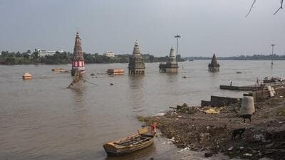 Pune, India - Oct. 20, 2020: Pundalik temple under Chandrabhaga river water in Pandharpur, India, on Tuesday, October 20, 2020. (Photo by Pratham Gokhale/Hindustan Times)(Mumbai) (Pratham Gokhale/HT Photo)