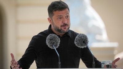 Zelenskyy specified that on July 19 and 20 alone, Russian satellites focused on four regional air bases. (File Photo/AP)