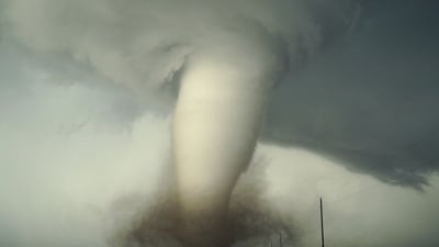 Fear of tornadoes hangs over locals in Sioux Falls as a severe thunderstorm warning is issued for the area. Images used for representational purposes. (no splash)