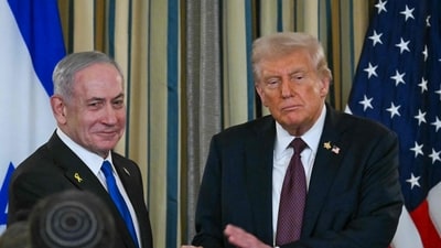 US President Donald Trump and Israeli Prime Minister Benjamin Netanyahu (L) (AFP)