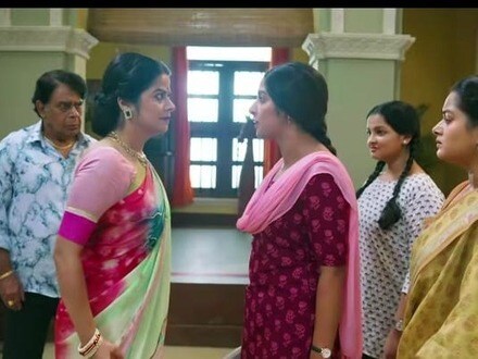 এবার ইন্দিরার মুখোমুখি স্নেহা