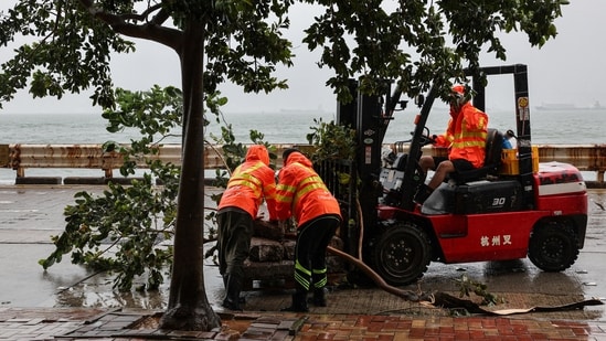 Southern China faces torrential rain, flood risk after Typhoon Noul hits land