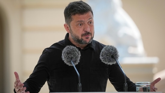 Zelenskyy specified that on July 19 and 20 alone, Russian satellites focused on four regional air bases.