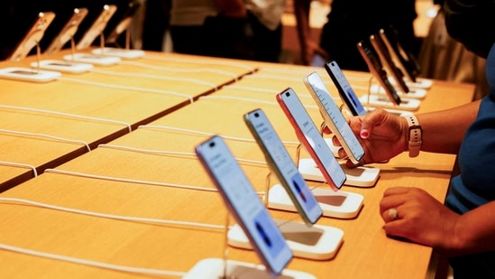 Apple's new Upgrade plan aims to soften a possible $1,500 iPhone 18 Pro Max price as Tim Cook warns AI chip shortages (REUTERS/Priyanshu Singh REFILE - QUALITY REPEAT/File Photo/File Photo)