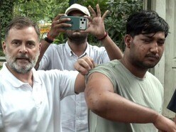 দেশের অন্যতম গুরুত্বপূর্ণ আধাসামরিক বাহিনীর একটি তদন্তকারী দল এই ঘটনার খতিয়ে দেখছে।