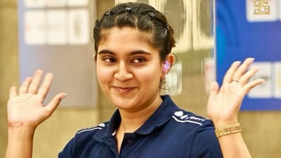 Esha Goel strikes gold in women's 25m pistol at ISSF World Cup. (X Image/@RCBtweets)