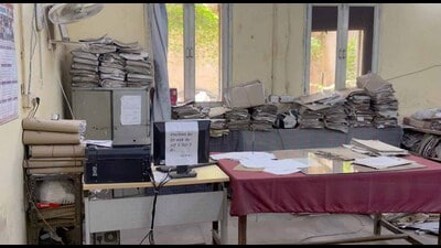 Office rooms wear a deserted look amid the strike by outsourced PSPCL employees in Ludhiana on Monday. (Gurpreet Singh/HT)