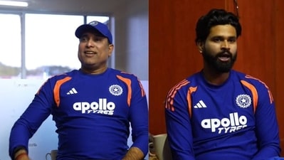 Great camaraderie between VVS Laxman and Shreyas Iyer. (BCCI on X) Great camaraderie between VVS Laxman and Shreyas Iyer. (BCCI on X)