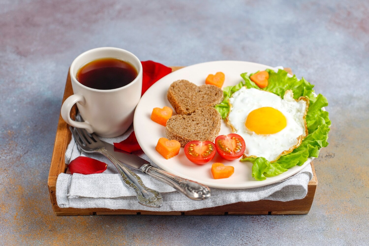 Make sure you never skip your breakfast! (Picture credit: Freepik)