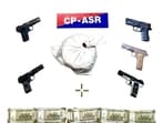 Amritsar police recovered five sophisticated .30-bore pistols, 2.015 kg heroin and <span class='webrupee'>₹</span>5 lakh in drug money. (HT)