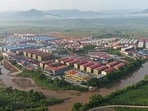 How Chinese mafia are running a scam factory in Myanmar (Stefan Czimmek/DW)