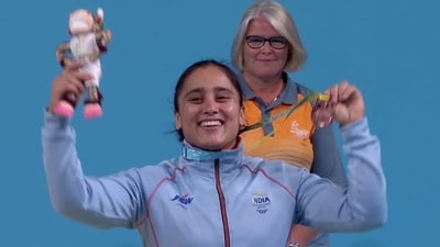 Harjinder Kaur carries India's hopes on Day 6. (X images) Harjinder Kaur carries India's hopes on Day 6. (X images)