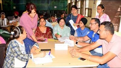 More than 40% of academic posts are lying vacant in government-run teacher education institutions — the State Council of Education Research and Training (SCERT) and the District Institutes of Education and Training (DIETs) — in Punjab.