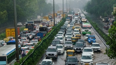 Heavy rain paralysed Gurugram, triggering severe traffic jams on major roads such as Sohna Road, Rajiv Chowk, and Southern Peripheral Road (PTI) Heavy rain paralysed Gurugram, triggering severe traffic jams on major roads such as Sohna Road, Rajiv Chowk, and Southern Peripheral Road (PTI)