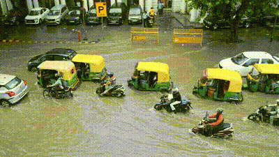 Heavy rain caused waterlogging across Delhi-NCR on Tuesday (Raj K Raj/Arvind Yadav/HT Photos)