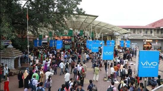 Railway Protection Force has deployed AI-enabled CCTV surveillance system at Pune railway station that can identify known criminals within 90 seconds of their entering the premises. ((PIC FOR REPRESENTATION))