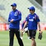 శుభ్​మాన్ గిల్​తో కోచ్ గంభీర్..