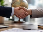 Global advisory associations