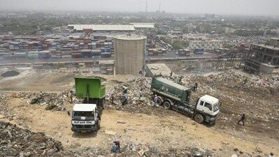 A senior civic official said the Okhla landfill is likely to be the first legacy waste site to be cleared. (HT Archive) A senior civic official said the Okhla landfill is likely to be the first legacy waste site to be cleared. (HT Archive)