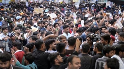 The CJP protest in New Delhi's Jantar Mantar witnessed participation by thousands of students. (Raj K Raj/HT)