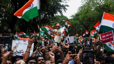 পাকিস্তানের তরুণ প্রজন্ম বা ‘জেন জি’-এর উদ্দেশে কড়া বার্তা দিল ভারত। (REUTERS)