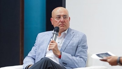 Indian-American entrepreneur Sabeer Bhatia faces a long wait for a luxury apartment in India. (Instagram/@sabeerbhatia.official)