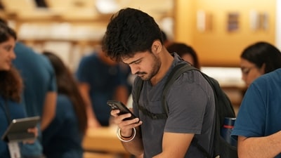 No, your phone won’t give you brain cancer. Dr Praveen Gupta debunks five brain health myths and shares real warning signs to watch for. (File Photo/ PTI) No, your phone won’t give you brain cancer. Dr Praveen Gupta debunks five brain health myths and shares real warning signs to watch for. (File Photo/ PTI)