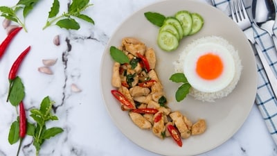 Chicken and eggs are healthy for regular consumption, irrespective of whether they are broiler or local. (Pexel) Chicken and eggs are healthy for regular consumption, irrespective of whether they are broiler or local. (Pexel)