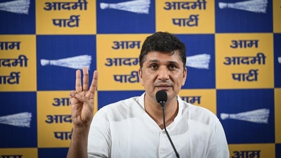 AAP leader Saurabh Bharadwaj addresses a press conference in New Delhi. (Sanchit Khanna/ HT Photo)