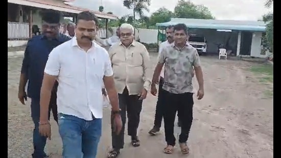 According to the police, the accused, Nitin Bacchav has moved the court seeking protection from arrest. (VIDEO GRAB)