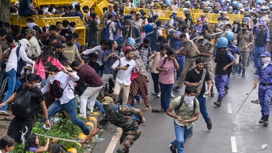 Two rounds of pellet guns used during July 20 CJP protest march on orders of DCP, show police records
