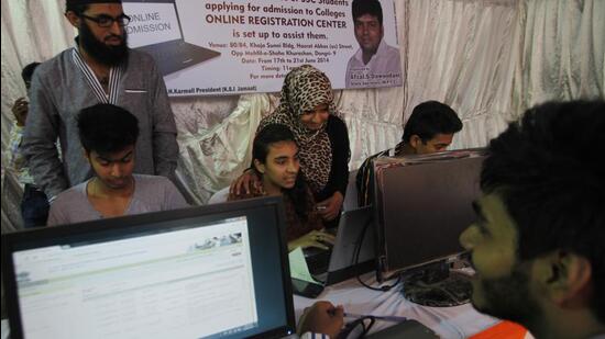 Mumbai, India, June 19, 2014: Online Registration Center was setup at dongri from 17.6.14 to 21.6.14 to assist students passed in SSC for online college admission in Mumbai, India on Thursday, June 19, 2014. (Kunal Patil/Hindustan Times)