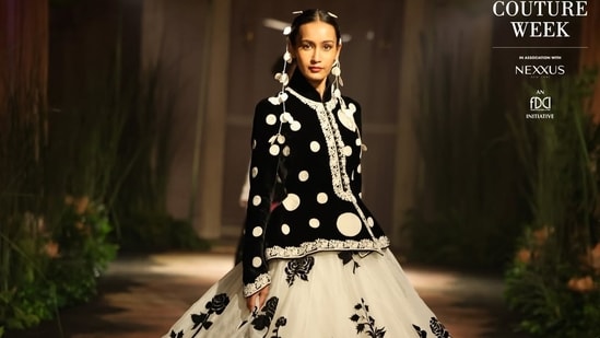 Honouring the legendary late designer fondly known as ‘Gudda’, the show was a homage to his legacy, his signature style