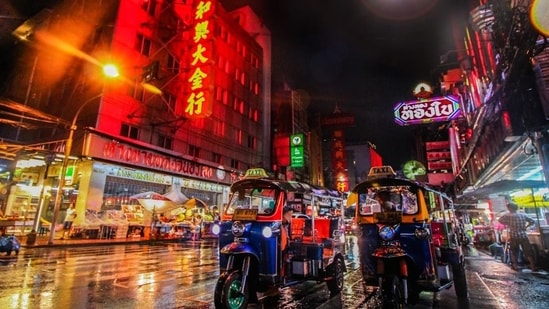 The woman listed four aspects of Thai culture that surprised her the most.