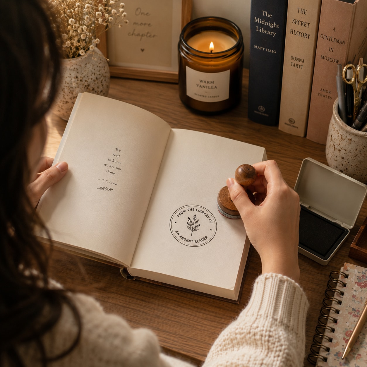 Marking their paperbacks with personalised stamps has become a cool new aesthetic among young readers (Photo: Gemini AI generated for representational purposes) Marking their paperbacks with personalised stamps has become a cool new aesthetic among young readers (Photo: Gemini AI generated for representational purposes)