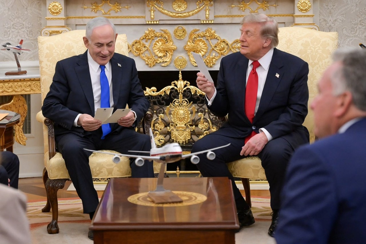 Netanyahu’s meeting with President Trump lasted more than an hour. Netanyahu’s meeting with President Trump lasted more than an hour.