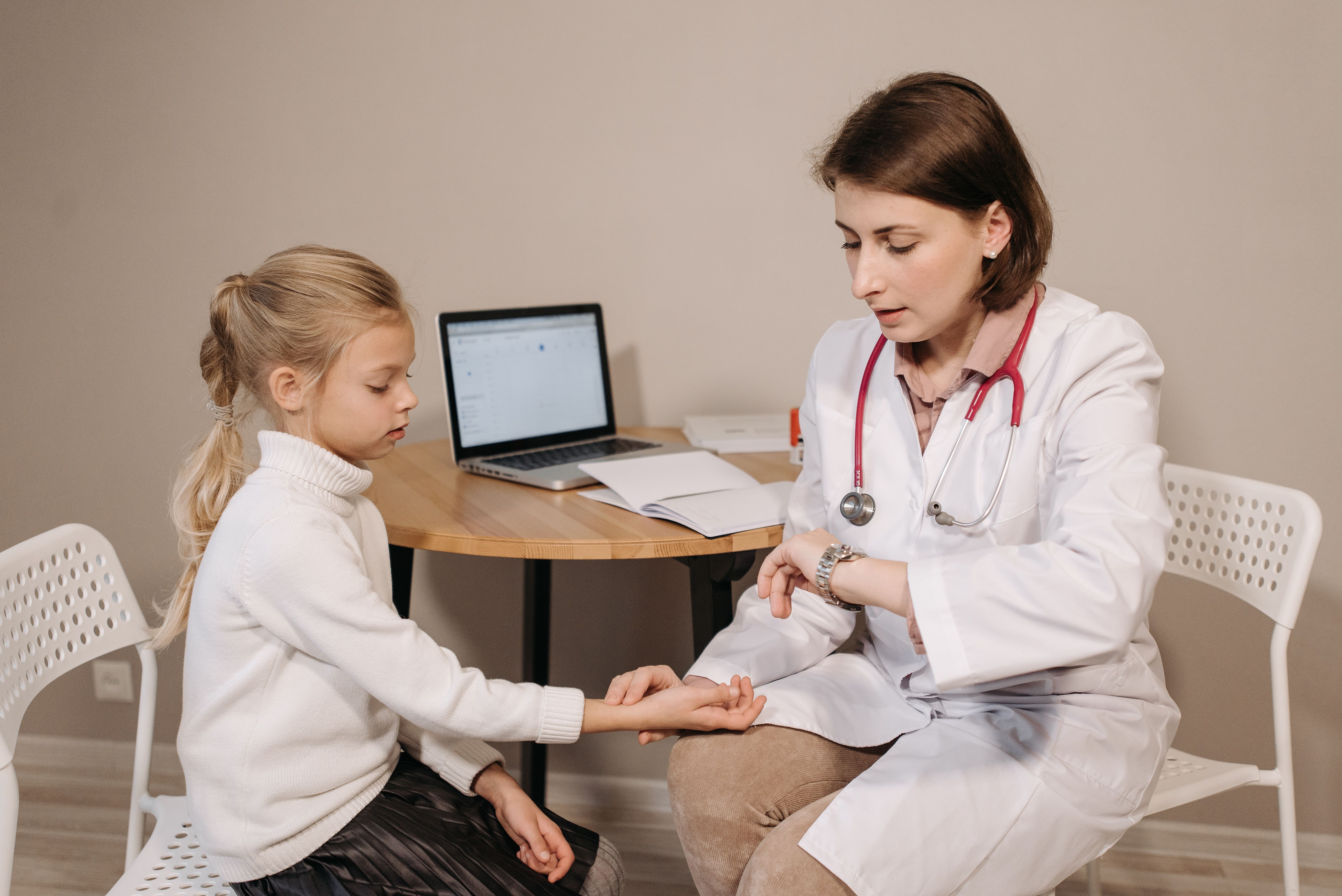 Persistent pain should be assessed by a doctor. (Pexel)