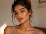 Latte makeup for a sun-kissed look(AI-Generated)
