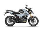 The Hero Xtreme 160R 4V is available in two variant options: Std and ETB, priced at <span class='webrupee'>₹</span>133,195 and <span class='webrupee'>₹</span>138,180 (ex-showroom), respectively.
