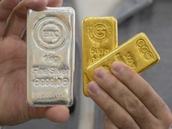 Gold silver prices today: బంగారం, వెండి ధరల ఊగిసలాట: హైదరాబాద్ సహా ప్రధాన నగరాల్లో నేటి రేట్లు