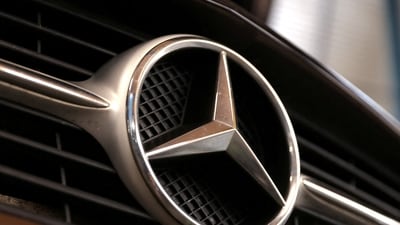 Mercedes recalls 310,667 US vehicles over a door lock issue as weak China sales, falling demand and intense competition force the carmaker to cut its forecast. (REUTERS/Dado Ruvic/Illustration/File Photo) (REUTERS)