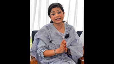 PDP leader Iltija Mufti addresses a press conference, in Srinagar, on Thursday.R (PTI) PDP leader Iltija Mufti addresses a press conference, in Srinagar, on Thursday.R (PTI)