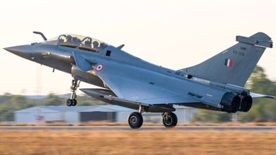 Opসিঁদুরে IAF রাফায়েল খুইয়েছে বলে করেছিলেন দাবি! সেই Ex পাইলট 'স্পাই'?এল রিপোর্ট (@IAF_MCC/X via PTI Photo)(PTI07_28_2026_000353B) (@IAF_MCC) Opসিঁদুরে IAF রাফায়েল খুইয়েছে বলে করেছিলেন দাবি! সেই Ex পাইলট 'স্পাই'?এল রিপোর্ট (@IAF_MCC/X via PTI Photo)(PTI07_28_2026_000353B) (@IAF_MCC)