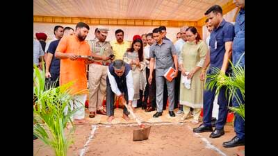 The hostel will also include two guest rooms and one warden’s room to facilitate hostel administration and accommodate visitors. (HT Photo)