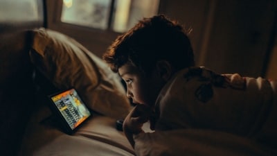 The first rule: no hanging out in bed. The moment your eyes open, you get up immediately. (Pexel) The first rule: no hanging out in bed. The moment your eyes open, you get up immediately. (Pexel)
