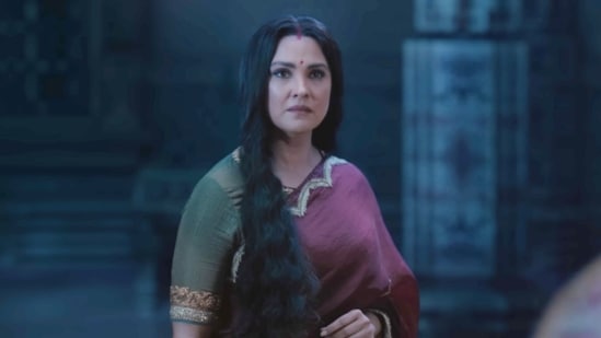 Ramayana trailer reactions: Lara Dutta's Kaikeyi look divides internet, sparks 'modern saree' debate.