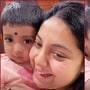 মাকে কাছে পেয়ে আদুরে কৃষভি। কৃষভি