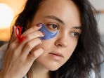 Want glowing skin? Stop overloading it at night, Dr Noopur Jain explains. (Freepik)