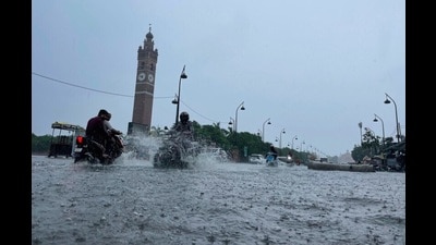 A waterlogged street in front of the Clock Tower, in the Old City area of Lucknow (HT FIle Photo) A waterlogged street in front of the Clock Tower, in the Old City area of Lucknow (HT FIle Photo)